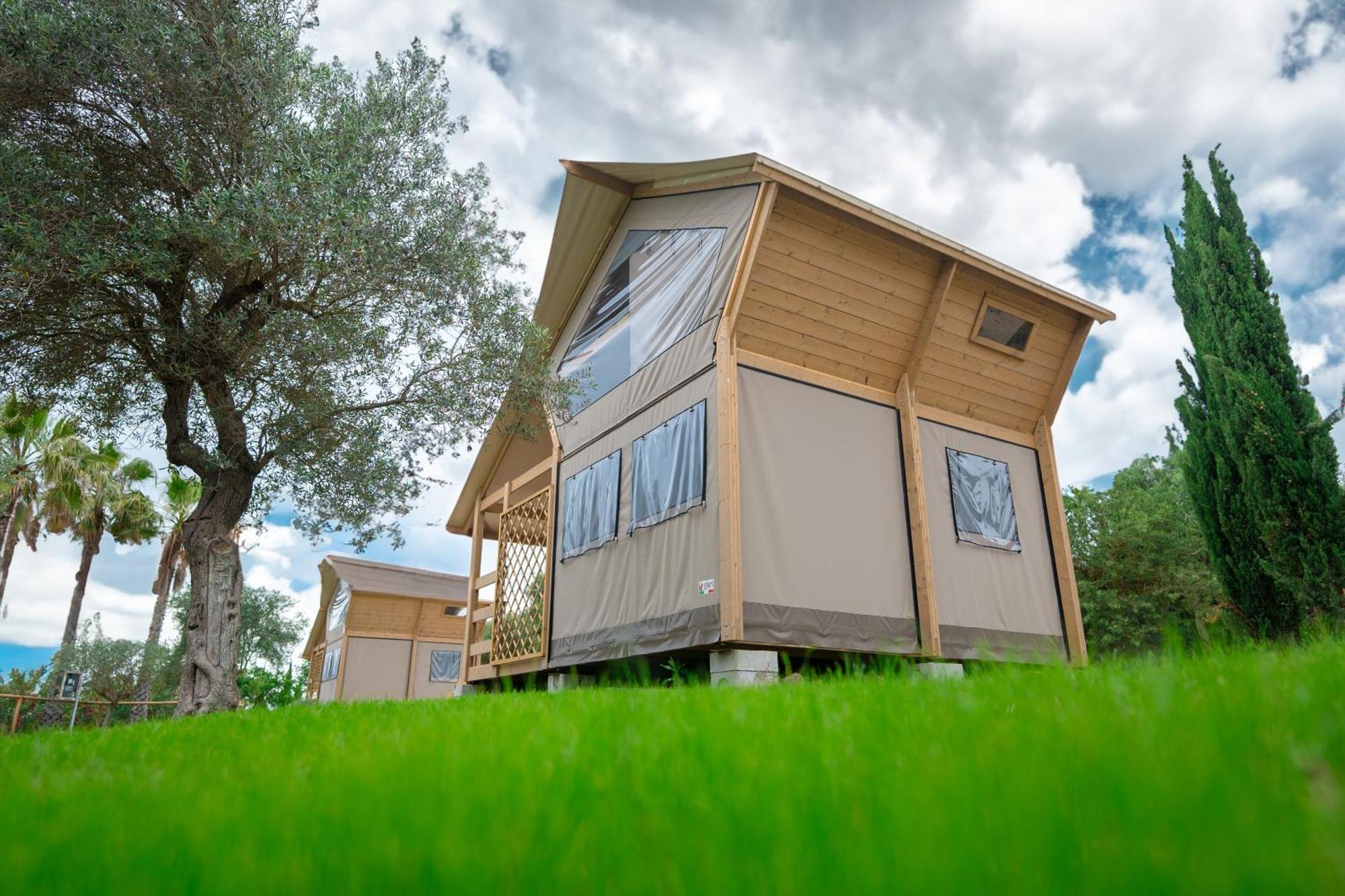 Hotel Agriglamping Butterfly House Sardegna Olmedo Zewnętrze zdjęcie