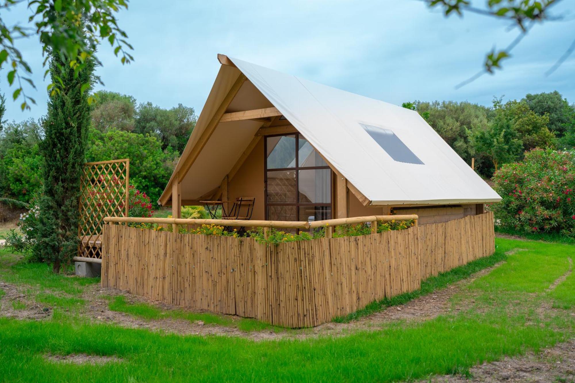 Hotel Agriglamping Butterfly House Sardegna Olmedo Zewnętrze zdjęcie